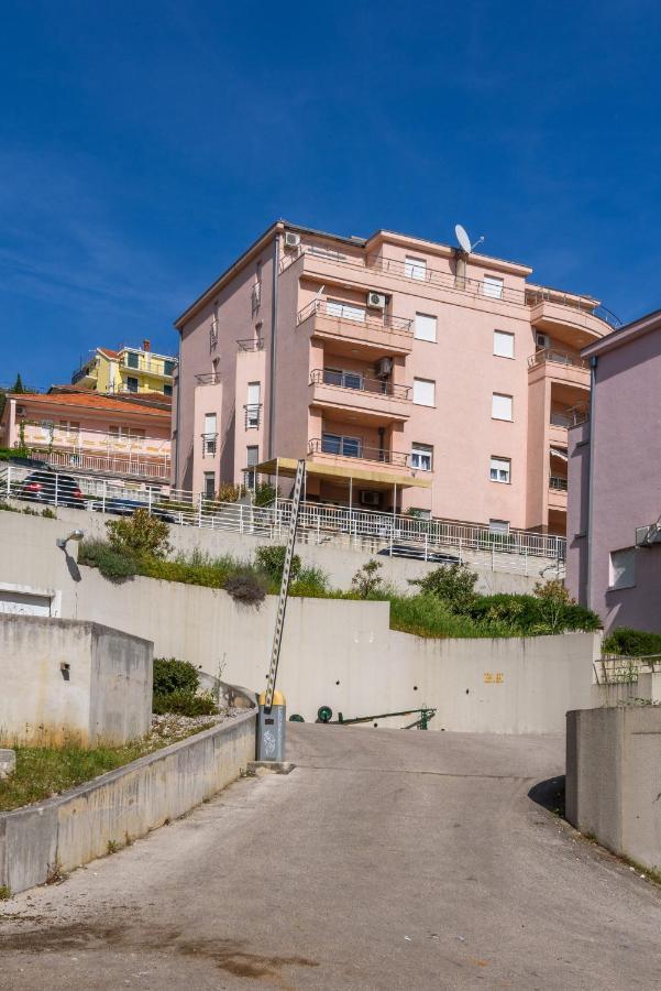 Apartment Marijana Trogir Bagian luar foto